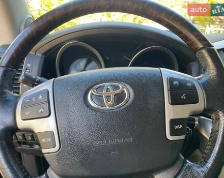 Черный Тойота Ленд Крузер, объемом двигателя 4.46 л и пробегом 129 тыс. км за 41000 $, фото 22 на Automoto.ua