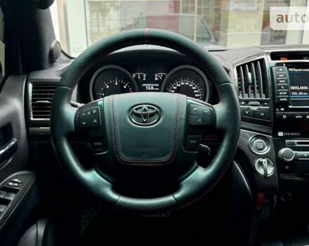 Черный Тойота Ленд Крузер, объемом двигателя 4.46 л и пробегом 268 тыс. км за 33900 $, фото 12 на Automoto.ua