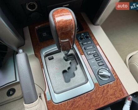 Черный Тойота Ленд Крузер, объемом двигателя 4.46 л и пробегом 300 тыс. км за 26300 $, фото 29 на Automoto.ua