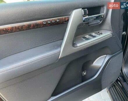 Черный Тойота Ленд Крузер, объемом двигателя 4.5 л и пробегом 190 тыс. км за 39000 $, фото 15 на Automoto.ua