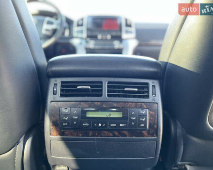 Черный Тойота Ленд Крузер, объемом двигателя 4.5 л и пробегом 60 тыс. км за 44000 $, фото 18 на Automoto.ua