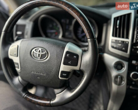 Черный Тойота Ленд Крузер, объемом двигателя 0 л и пробегом 219 тыс. км за 29600 $, фото 56 на Automoto.ua