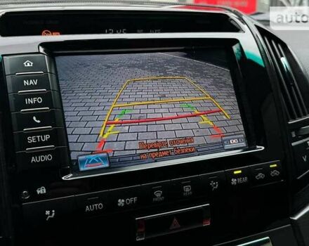 Черный Тойота Ленд Крузер, объемом двигателя 4.46 л и пробегом 268 тыс. км за 33900 $, фото 19 на Automoto.ua