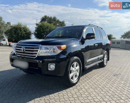 Черный Тойота Ленд Крузер, объемом двигателя 4.5 л и пробегом 60 тыс. км за 44000 $, фото 2 на Automoto.ua