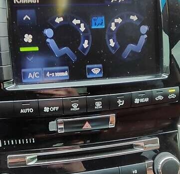 Черный Тойота Ленд Крузер, объемом двигателя 4.5 л и пробегом 175 тыс. км за 39000 $, фото 38 на Automoto.ua