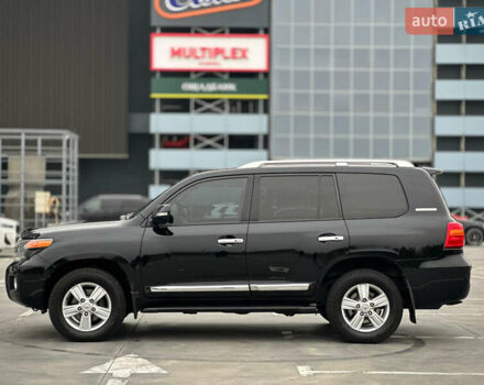 Черный Тойота Ленд Крузер, объемом двигателя 4.46 л и пробегом 350 тыс. км за 34800 $, фото 33 на Automoto.ua