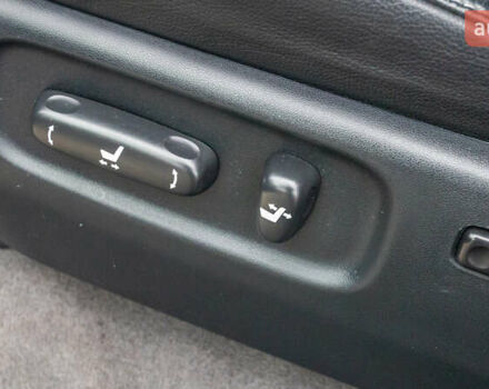 Черный Тойота Ленд Крузер, объемом двигателя 4.46 л и пробегом 93 тыс. км за 40000 $, фото 14 на Automoto.ua