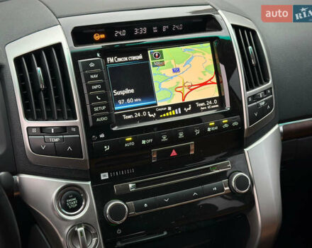 Черный Тойота Ленд Крузер, объемом двигателя 4.46 л и пробегом 350 тыс. км за 34800 $, фото 81 на Automoto.ua