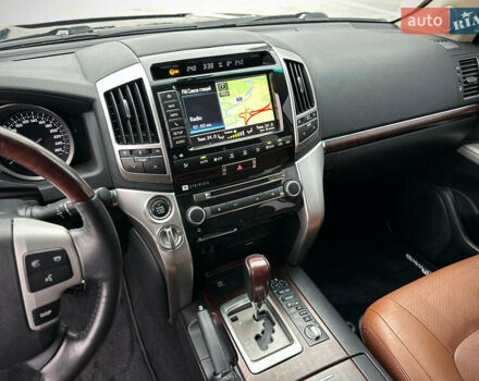 Черный Тойота Ленд Крузер, объемом двигателя 4.46 л и пробегом 350 тыс. км за 34800 $, фото 67 на Automoto.ua