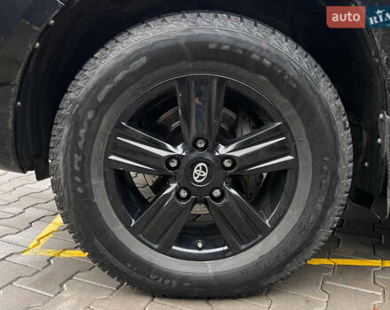 Черный Тойота Ленд Крузер, объемом двигателя 4.7 л и пробегом 270 тыс. км за 31900 $, фото 7 на Automoto.ua