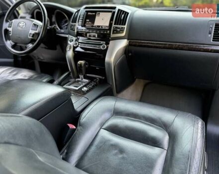 Чорний Тойота Ленд Крузер, об'ємом двигуна 4.5 л та пробігом 281 тис. км за 36000 $, фото 18 на Automoto.ua