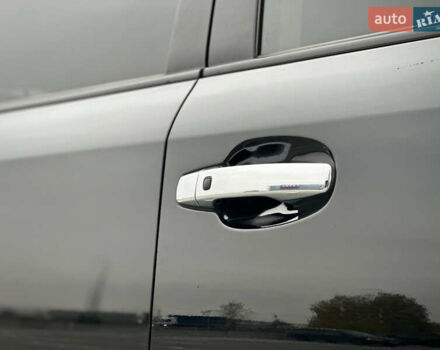 Черный Тойота Ленд Крузер, объемом двигателя 4.46 л и пробегом 350 тыс. км за 34800 $, фото 24 на Automoto.ua