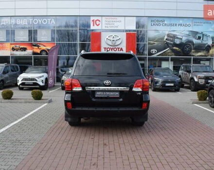 Черный Тойота Ленд Крузер, объемом двигателя 4.46 л и пробегом 155 тыс. км за 37600 $, фото 3 на Automoto.ua