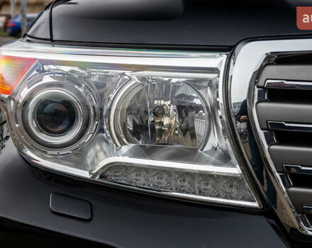 Черный Тойота Ленд Крузер, объемом двигателя 4.46 л и пробегом 93 тыс. км за 40000 $, фото 28 на Automoto.ua