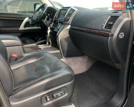 Чорний Тойота Ленд Крузер, об'ємом двигуна 4.5 л та пробігом 157 тис. км за 37500 $, фото 6 на Automoto.ua