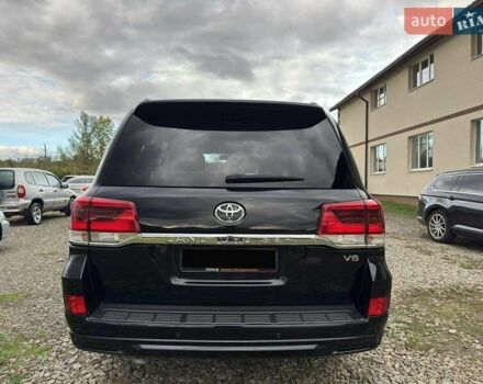 Черный Тойота Ленд Крузер, объемом двигателя 4.46 л и пробегом 200 тыс. км за 36500 $, фото 7 на Automoto.ua
