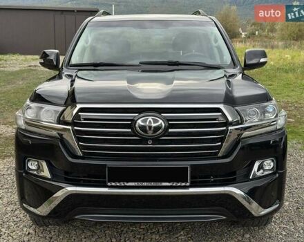 Черный Тойота Ленд Крузер, объемом двигателя 4.46 л и пробегом 200 тыс. км за 36500 $, фото 2 на Automoto.ua