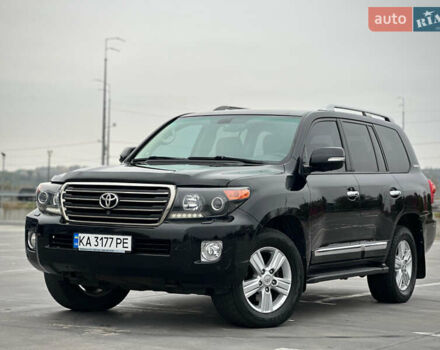 Черный Тойота Ленд Крузер, объемом двигателя 4.46 л и пробегом 350 тыс. км за 34800 $, фото 1 на Automoto.ua