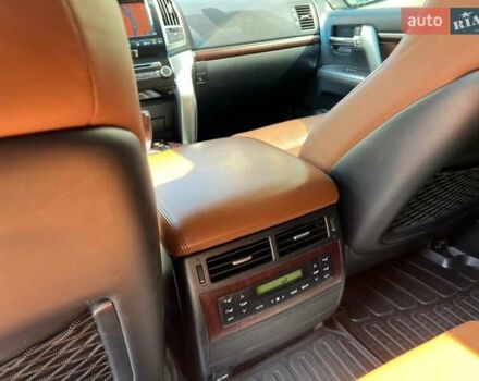 Черный Тойота Ленд Крузер, объемом двигателя 4.5 л и пробегом 175 тыс. км за 39000 $, фото 15 на Automoto.ua