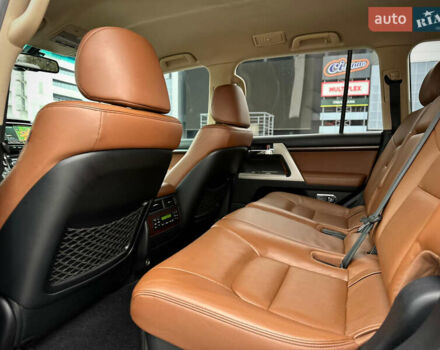 Черный Тойота Ленд Крузер, объемом двигателя 4.46 л и пробегом 350 тыс. км за 34800 $, фото 60 на Automoto.ua