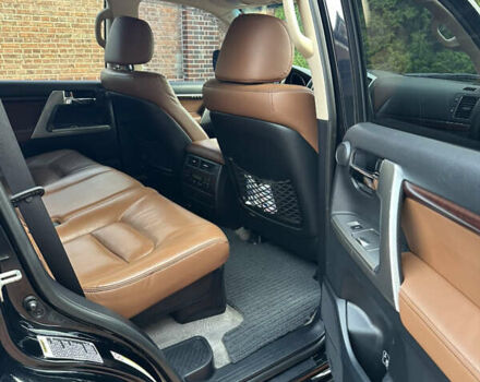 Чорний Тойота Ленд Крузер, об'ємом двигуна 4.46 л та пробігом 127 тис. км за 45000 $, фото 15 на Automoto.ua