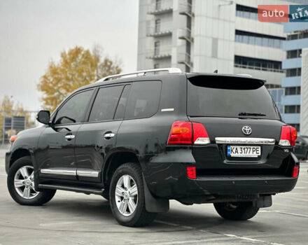 Черный Тойота Ленд Крузер, объемом двигателя 4.46 л и пробегом 350 тыс. км за 34800 $, фото 5 на Automoto.ua