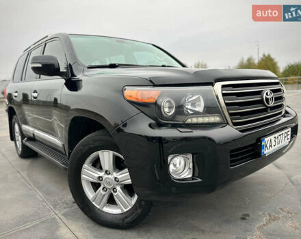 Черный Тойота Ленд Крузер, объемом двигателя 4.46 л и пробегом 350 тыс. км за 34800 $, фото 4 на Automoto.ua