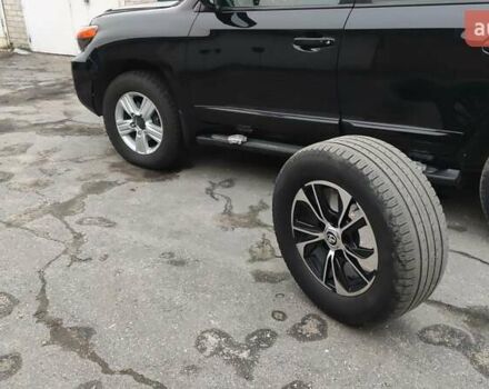 Черный Тойота Ленд Крузер, объемом двигателя 4.5 л и пробегом 175 тыс. км за 39000 $, фото 13 на Automoto.ua