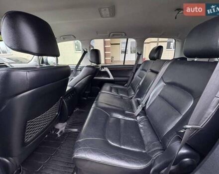 Черный Тойота Ленд Крузер, объемом двигателя 4.46 л и пробегом 200 тыс. км за 36500 $, фото 16 на Automoto.ua