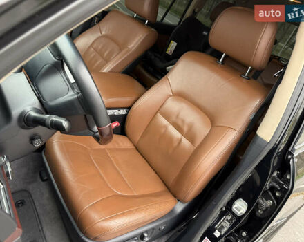 Черный Тойота Ленд Крузер, объемом двигателя 4.46 л и пробегом 160 тыс. км за 39700 $, фото 9 на Automoto.ua