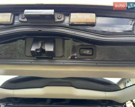 Черный Тойота Ленд Крузер, объемом двигателя 4.46 л и пробегом 200 тыс. км за 36500 $, фото 19 на Automoto.ua