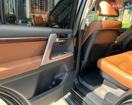 Черный Тойота Ленд Крузер, объемом двигателя 4.5 л и пробегом 175 тыс. км за 39000 $, фото 27 на Automoto.ua