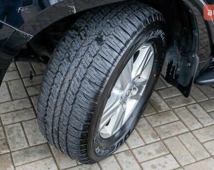 Черный Тойота Ленд Крузер, объемом двигателя 4.46 л и пробегом 93 тыс. км за 40000 $, фото 29 на Automoto.ua