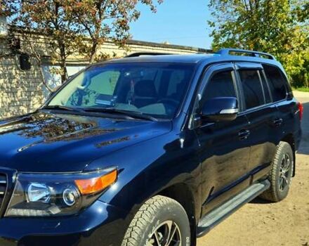 Черный Тойота Ленд Крузер, объемом двигателя 4.5 л и пробегом 175 тыс. км за 39000 $, фото 1 на Automoto.ua