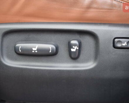 Черный Тойота Ленд Крузер, объемом двигателя 4.46 л и пробегом 155 тыс. км за 37600 $, фото 18 на Automoto.ua