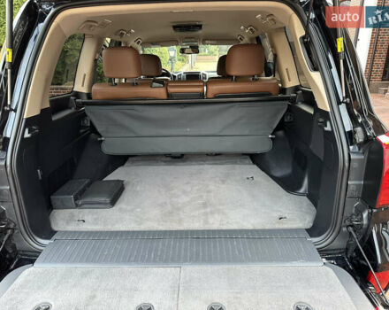 Чорний Тойота Ленд Крузер, об'ємом двигуна 4.46 л та пробігом 127 тис. км за 45000 $, фото 14 на Automoto.ua