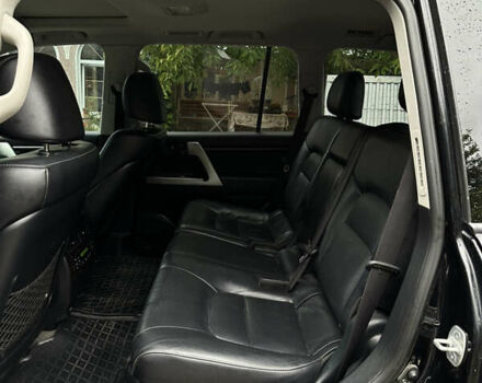 Черный Тойота Ленд Крузер, объемом двигателя 4.5 л и пробегом 230 тыс. км за 39500 $, фото 15 на Automoto.ua