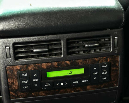 Черный Тойота Ленд Крузер, объемом двигателя 4.5 л и пробегом 230 тыс. км за 39500 $, фото 17 на Automoto.ua