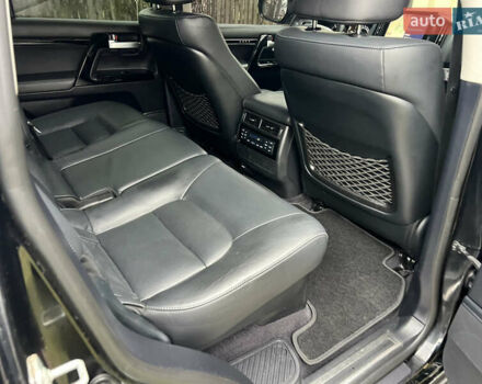 Черный Тойота Ленд Крузер, объемом двигателя 4.5 л и пробегом 239 тыс. км за 46900 $, фото 87 на Automoto.ua