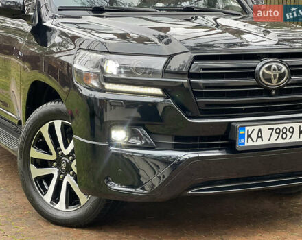 Черный Тойота Ленд Крузер, объемом двигателя 4.5 л и пробегом 239 тыс. км за 46900 $, фото 5 на Automoto.ua