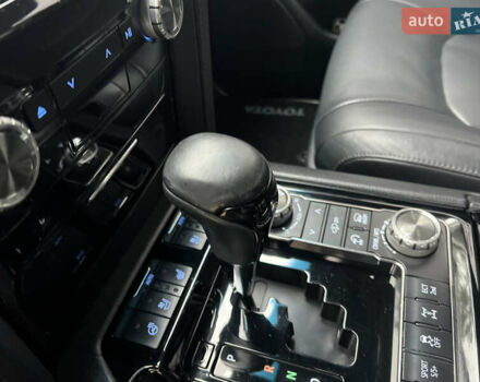 Черный Тойота Ленд Крузер, объемом двигателя 4.5 л и пробегом 239 тыс. км за 46900 $, фото 66 на Automoto.ua