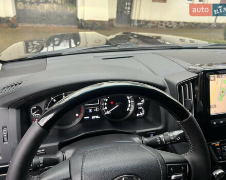 Черный Тойота Ленд Крузер, объемом двигателя 4.5 л и пробегом 239 тыс. км за 46900 $, фото 74 на Automoto.ua