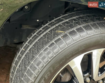 Черный Тойота Ленд Крузер, объемом двигателя 4.5 л и пробегом 239 тыс. км за 46900 $, фото 8 на Automoto.ua