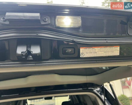 Черный Тойота Ленд Крузер, объемом двигателя 4.5 л и пробегом 239 тыс. км за 46900 $, фото 114 на Automoto.ua