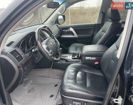 Чорний Тойота Ленд Крузер, об'ємом двигуна 4.46 л та пробігом 314 тис. км за 41000 $, фото 8 на Automoto.ua