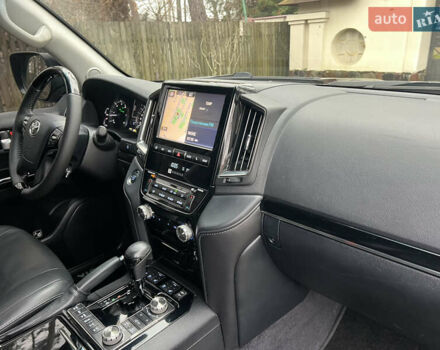 Черный Тойота Ленд Крузер, объемом двигателя 4.5 л и пробегом 239 тыс. км за 46900 $, фото 106 на Automoto.ua