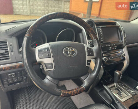 Черный Тойота Ленд Крузер, объемом двигателя 4.5 л и пробегом 117 тыс. км за 45000 $, фото 6 на Automoto.ua