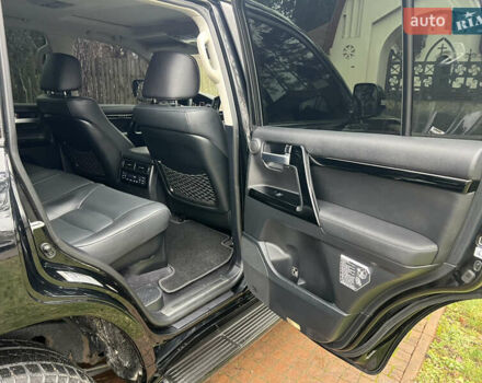 Черный Тойота Ленд Крузер, объемом двигателя 4.5 л и пробегом 239 тыс. км за 46900 $, фото 86 на Automoto.ua