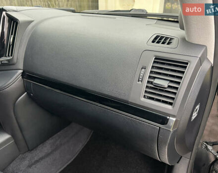 Черный Тойота Ленд Крузер, объемом двигателя 4.5 л и пробегом 239 тыс. км за 46900 $, фото 98 на Automoto.ua