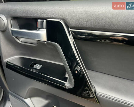 Черный Тойота Ленд Крузер, объемом двигателя 4.5 л и пробегом 239 тыс. км за 46900 $, фото 89 на Automoto.ua